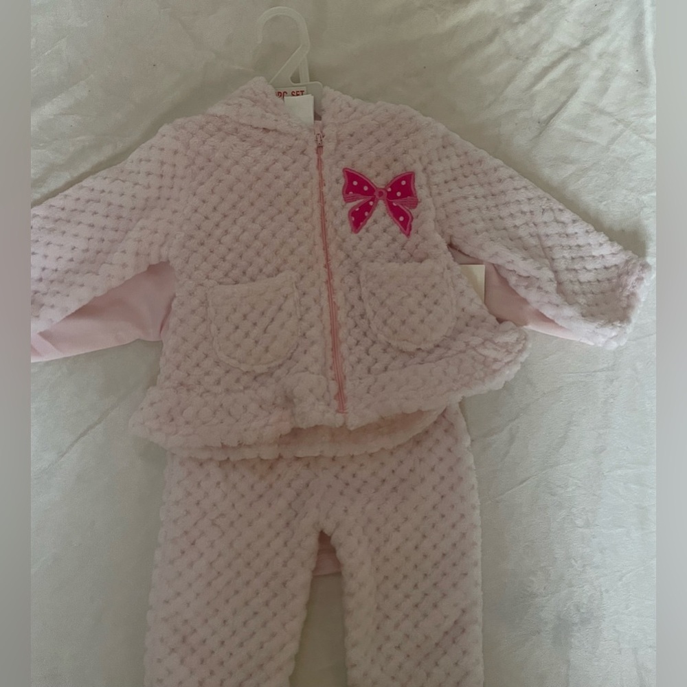 Baby Pink 3 piece set size 12 Month - Picture 2 of 4